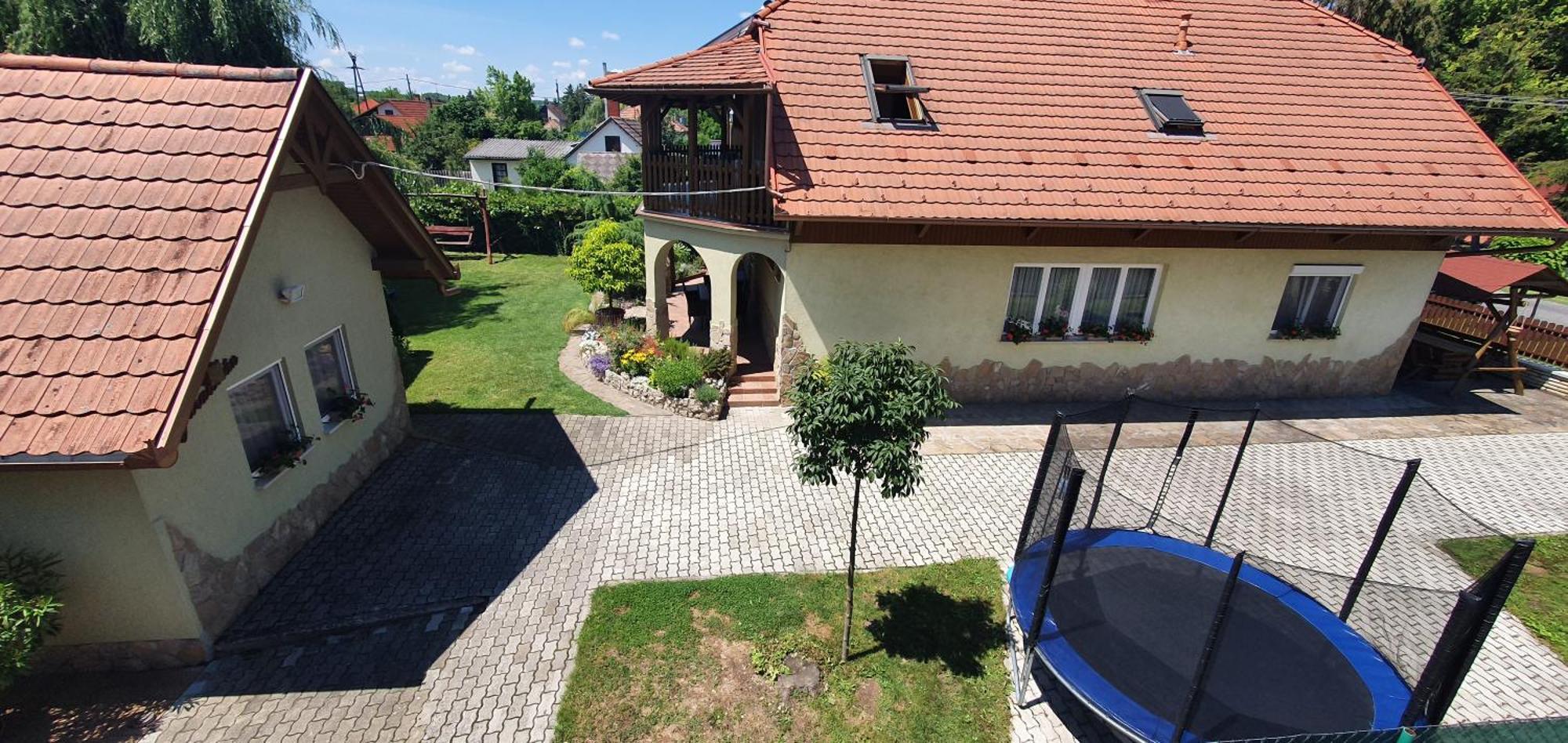 Tamasi Villa- Nyaralohaz Balatonkeresztur Exterior photo