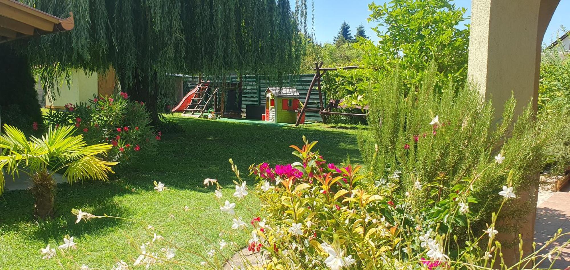 Tamasi Villa- Nyaralohaz Balatonkeresztur Exterior photo